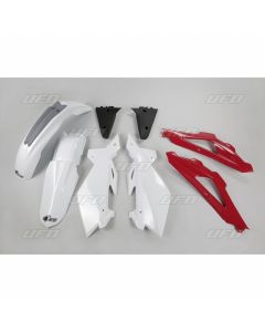 UFO Plastic kit 5-parts Red/white HVA 4-stroke TC 2007