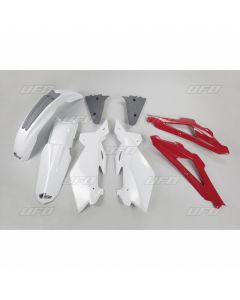 UFO Plastic kit 5-parts Red/white HVA 4-stroke TC 05-06